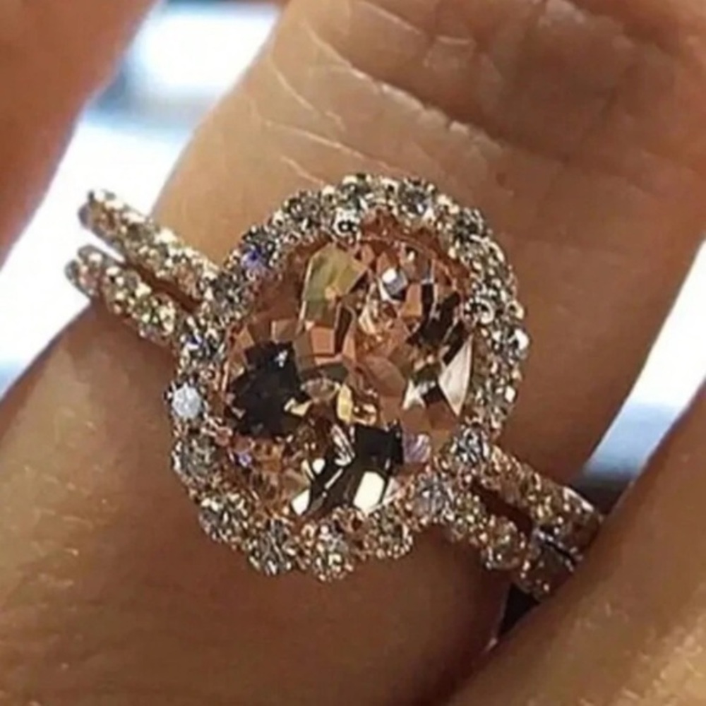 Rose gold ring